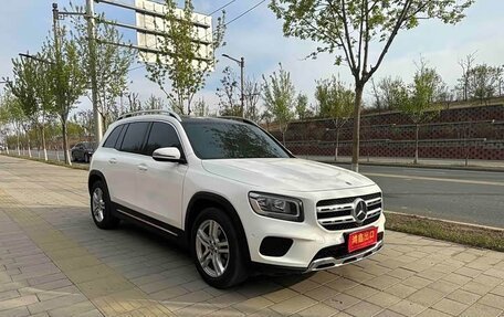 Mercedes-Benz GLB, 2022 год, 1 960 000 рублей, 3 фотография