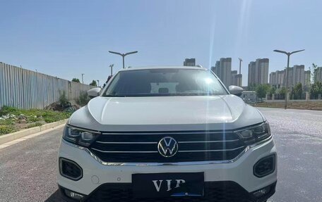 Volkswagen T-Roc I, 2022 год, 1 730 000 рублей, 16 фотография
