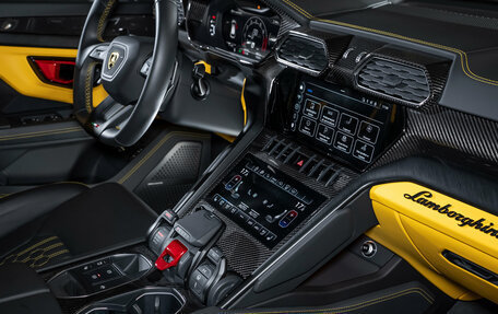 Lamborghini Urus I, 2023 год, 26 400 000 рублей, 10 фотография