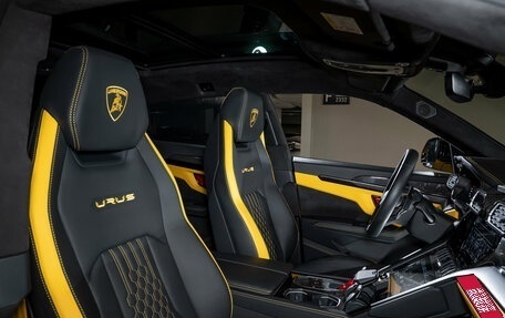 Lamborghini Urus I, 2023 год, 26 400 000 рублей, 7 фотография