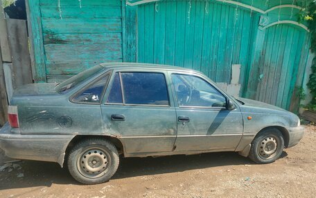 Daewoo Nexia I рестайлинг, 2001 год, 50 000 рублей, 6 фотография