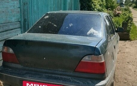 Daewoo Nexia I рестайлинг, 2001 год, 50 000 рублей, 5 фотография
