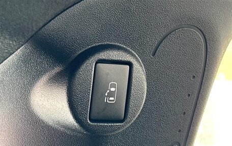 Toyota Spade, 2020 год, 900 555 рублей, 11 фотография