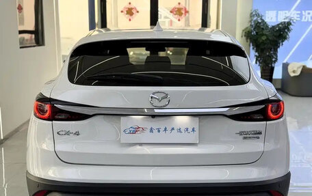 Mazda CX-4, 2022 год, 2 103 757 рублей, 5 фотография