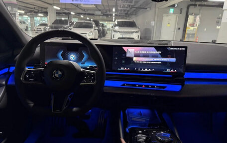 BMW 5 серия, 2024 год, 6 250 000 рублей, 7 фотография
