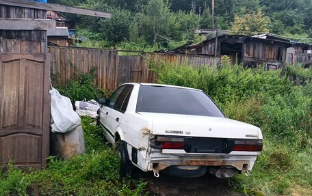 Nissan Bluebird IX, 1988 год, 55 000 рублей, 1 фотография