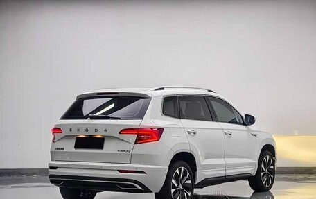 Skoda Karoq I, 2022 год, 1 790 000 рублей, 4 фотография
