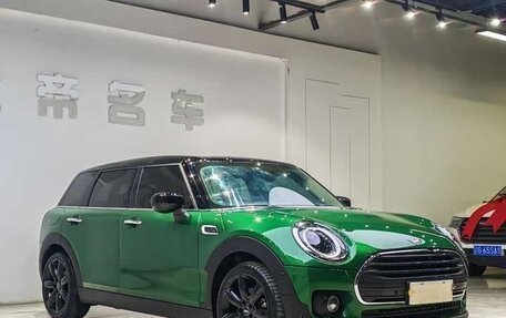 MINI Clubman, 2023 год, 1 980 333 рублей, 3 фотография
