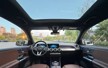 Mercedes-Benz GLB, 2022 год, 2 250 004 рублей, 11 фотография