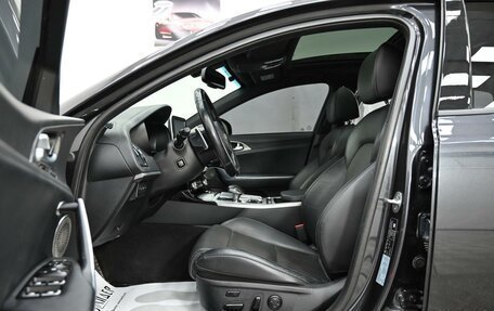 KIA Stinger I, 2018 год, 2 125 000 рублей, 10 фотография
