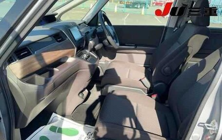Honda Freed II, 2021 год, 1 120 000 рублей, 5 фотография