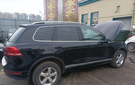 Volkswagen Touareg III, 2011 год, 1 450 000 рублей, 4 фотография