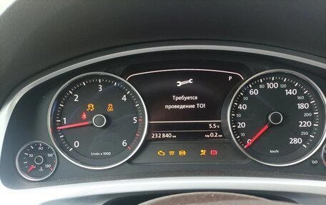 Volkswagen Touareg III, 2011 год, 1 450 000 рублей, 10 фотография