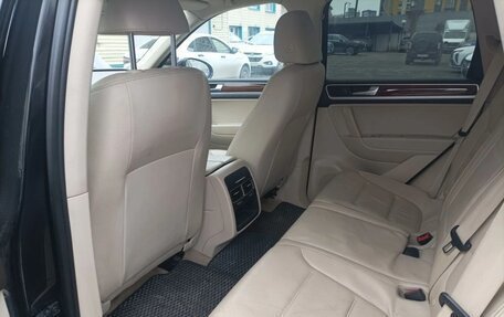 Volkswagen Touareg III, 2011 год, 1 450 000 рублей, 18 фотография