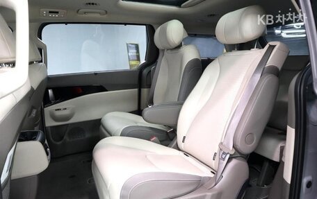 KIA Carnival, 2025 год, 4 410 000 рублей, 10 фотография