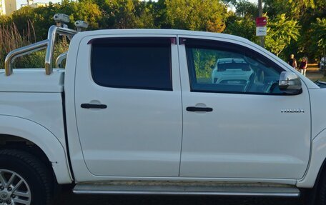 Toyota Hilux VII, 2013 год, 2 810 000 рублей, 2 фотография