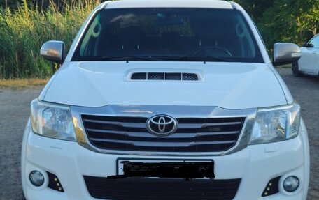 Toyota Hilux VII, 2013 год, 2 810 000 рублей, 3 фотография