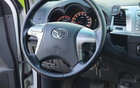 Toyota Hilux VII, 2013 год, 2 810 000 рублей, 11 фотография