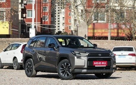 Toyota RAV4, 2025 год, 4 300 000 рублей, 3 фотография