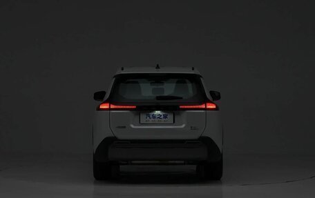 Toyota RAV4, 2025 год, 4 300 000 рублей, 31 фотография