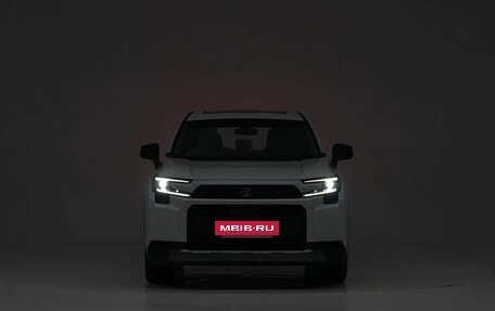 Toyota RAV4, 2025 год, 4 300 000 рублей, 32 фотография