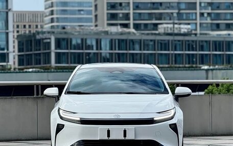 Toyota Corolla, 2026 год, 1 800 000 рублей, 2 фотография