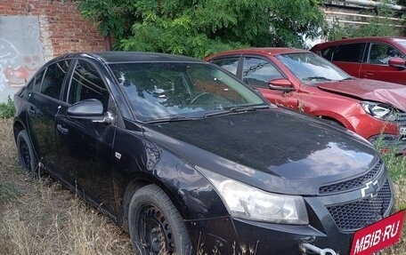 Chevrolet Cruze II, 2011 год, 261 545 рублей, 2 фотография