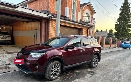 Toyota RAV4, 2018 год, 2 700 000 рублей, 6 фотография