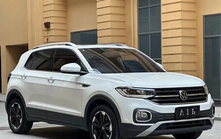 Volkswagen T-Cross I, 2023 год, 1 289 003 рублей, 5 фотография