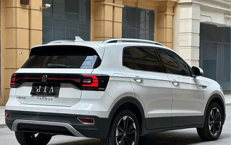 Volkswagen T-Cross I, 2023 год, 1 289 003 рублей, 6 фотография