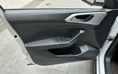 Volkswagen T-Cross I, 2023 год, 1 289 003 рублей, 16 фотография