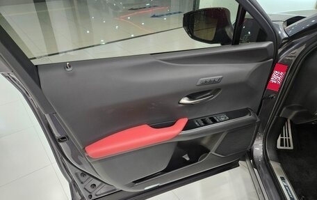 Lexus UX I, 2025 год, 5 040 060 рублей, 12 фотография
