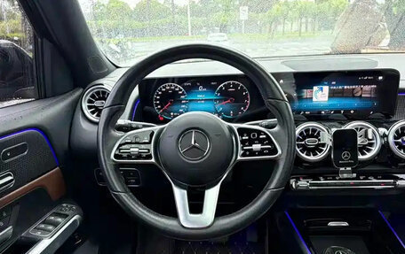Mercedes-Benz GLB, 2023 год, 2 149 003 рублей, 10 фотография