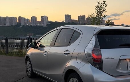 Toyota Aqua I, 2014 год, 900 000 рублей, 10 фотография
