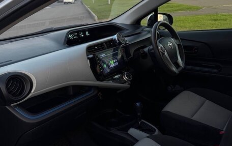 Toyota Aqua I, 2014 год, 900 000 рублей, 23 фотография