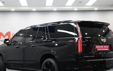 Cadillac Escalade V, 2025 год, 19 500 888 рублей, 4 фотография