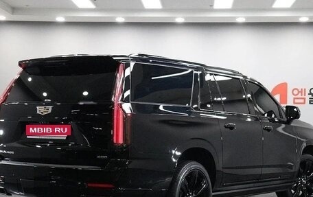 Cadillac Escalade V, 2025 год, 19 500 888 рублей, 3 фотография