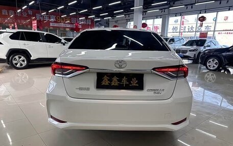 Toyota Corolla, 2023 год, 1 650 000 рублей, 3 фотография