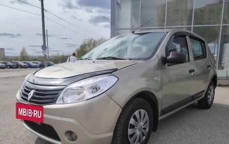 Renault Sandero I, 2010 год, 465 000 рублей, 2 фотография