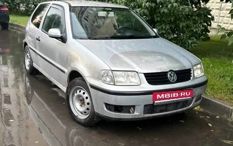 Volkswagen Polo III рестайлинг, 2000 год, 110 000 рублей, 1 фотография