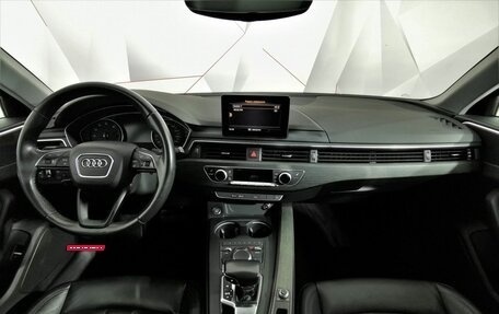 Audi A4, 2019 год, 1 995 000 рублей, 13 фотография