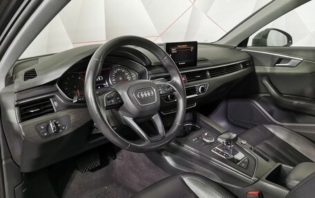 Audi A4, 2019 год, 1 995 000 рублей, 18 фотография