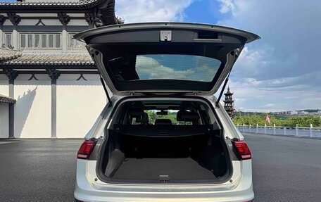 Volkswagen Tiguan II, 2022 год, 2 520 000 рублей, 7 фотография