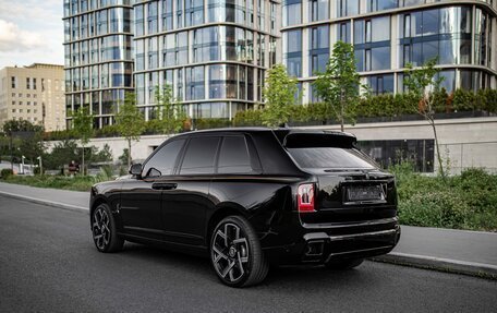 Rolls-Royce Cullinan, 2021 год, 34 900 000 рублей, 3 фотография