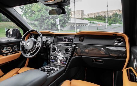 Rolls-Royce Cullinan, 2021 год, 34 900 000 рублей, 4 фотография