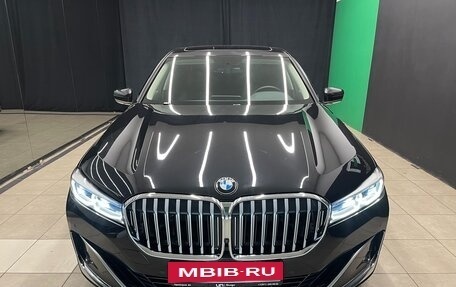 BMW 7 серия, 2019 год, 5 800 000 рублей, 2 фотография