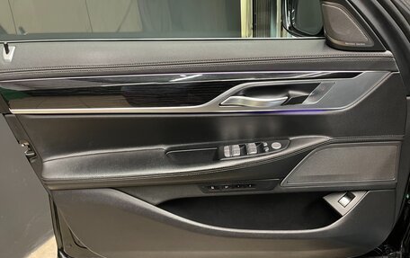 BMW 7 серия, 2019 год, 5 800 000 рублей, 8 фотография
