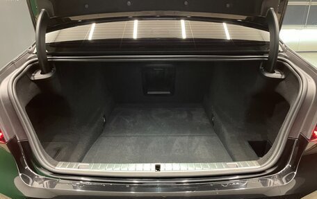 BMW 7 серия, 2019 год, 5 800 000 рублей, 23 фотография