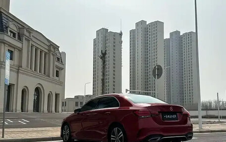 Mercedes-Benz A-Класс, 2019 год, 1 450 002 рублей, 4 фотография