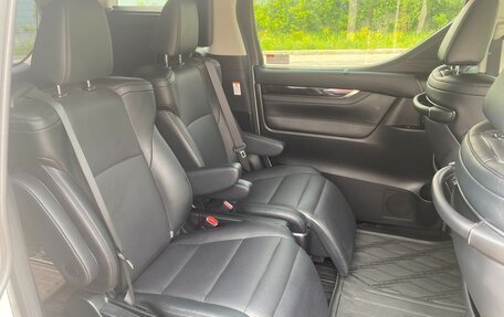 Toyota Alphard III, 2018 год, 4 650 000 рублей, 10 фотография
